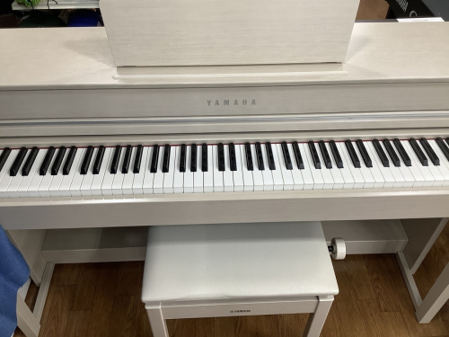 品揃え豊富に展示中！夏休みにピアノを始めたい人必見！【中央林間店