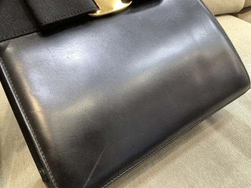 バッグのフェラガモ