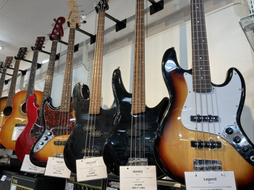 ベースの中古楽器