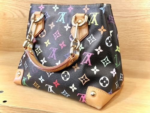 バッグ・財布のハンドバッグ