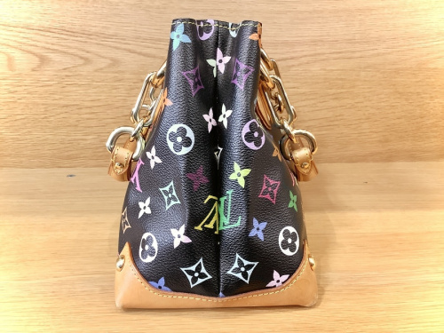 ハンドバッグのLOUIS VUITTON