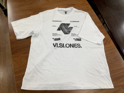 Tシャツ