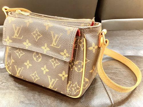 バッグ・財布のショルダーバッグ