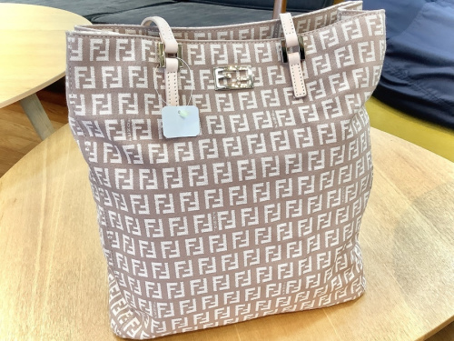 バッグ・財布の中央林間　中古販売
