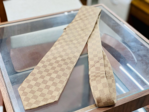 ダミエのネクタイ