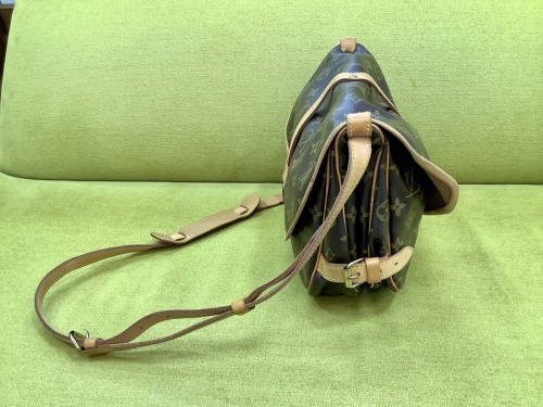 ソミュール30のLOUIS VUITTON