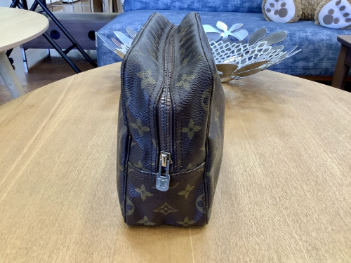トゥルーストワレット28のLOUIS VUITTON