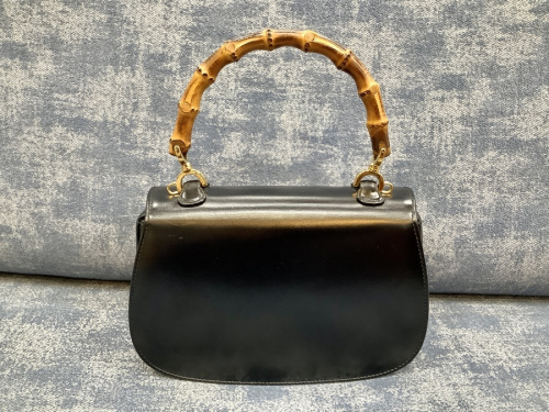 GUCCIのハンドバッグ