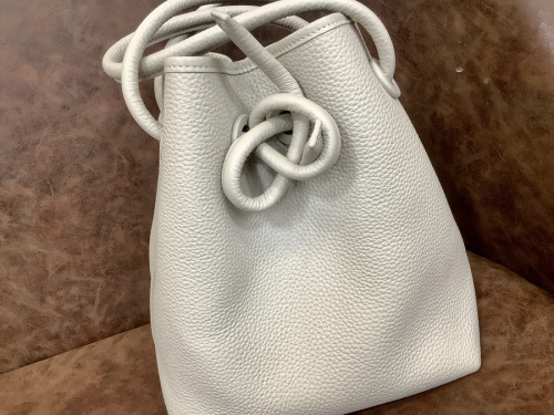 バッグ・財布のバッグ