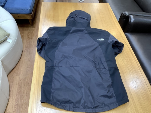 マウンテンパーカーのTHE NORTH FACE
