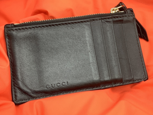 ミニマルウォレットの小さい財布