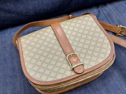 バッグ・財布のバッグ