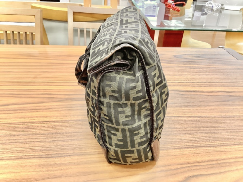 トートバッグのFENDI