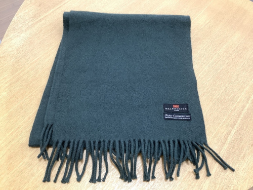 カシミヤのBALENCIAGA