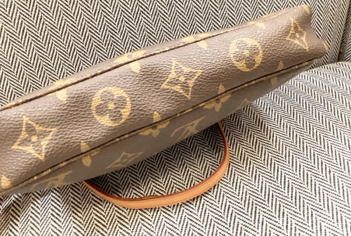 ヴィトン買取のポシェット・アクセソワール