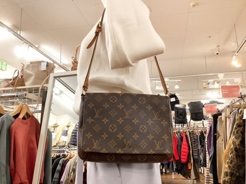 ブランド・ラグジュアリーのLOUIS VUITTON