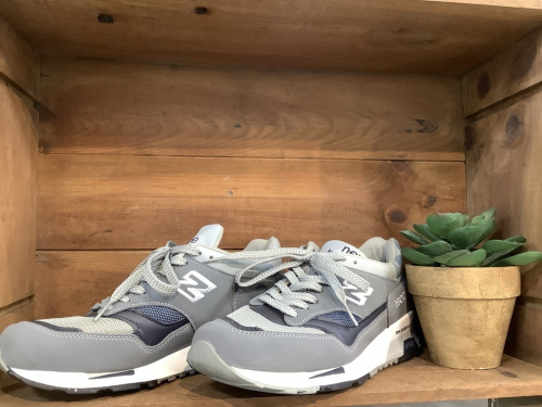 メンズファッションのスニーカー