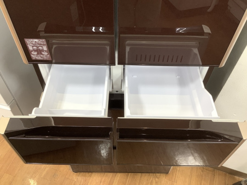 6ドア冷蔵庫のHITACHI