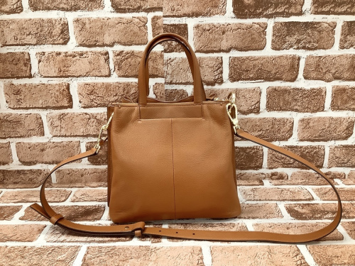 Cole Haanのコールハーン
