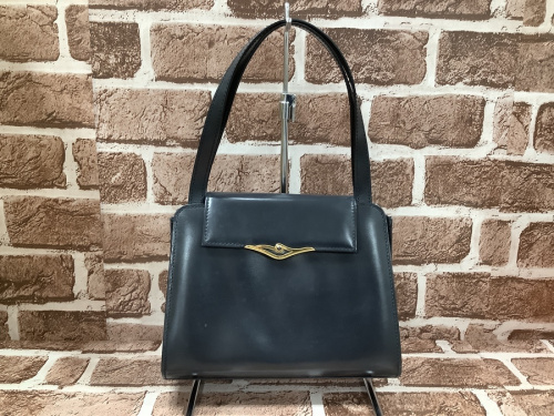 サファイアラインのレザーハンドバッグ