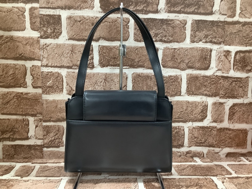 レザーハンドバッグのCARTIER