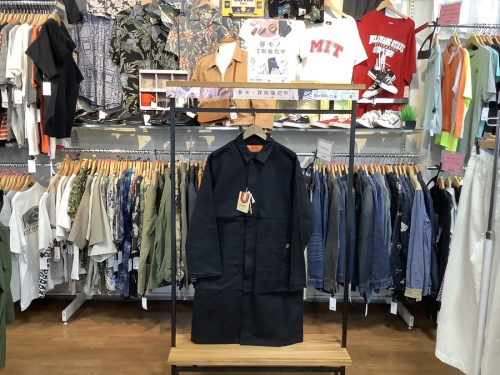 コートのユニバーサル