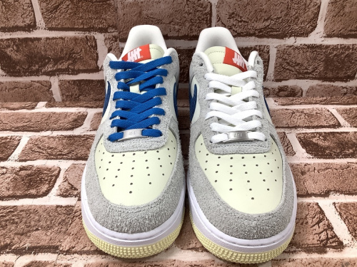 スニーカーのNIKE×UNDEFEATED