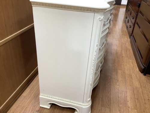 チェストのアンティーク