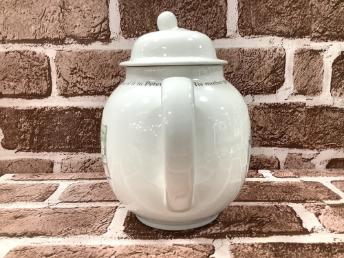 ティーポットのWEDGWOOD