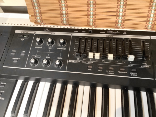 ローランドの中央林間 楽器