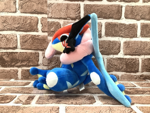 【現品限り一斉値下げ！】 サトシゲッコウガ を入荷しま ポケモンセンター限定 ぬいぐるみ クッション・抱きまくら・ブランケット