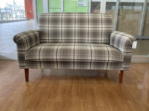 2人掛けソファーのLINE SOFA(2)