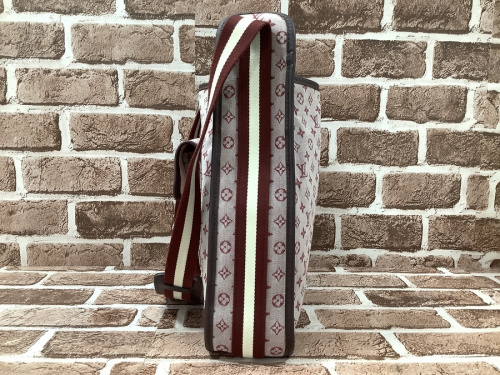 LOUIS VUITTONの中央林間