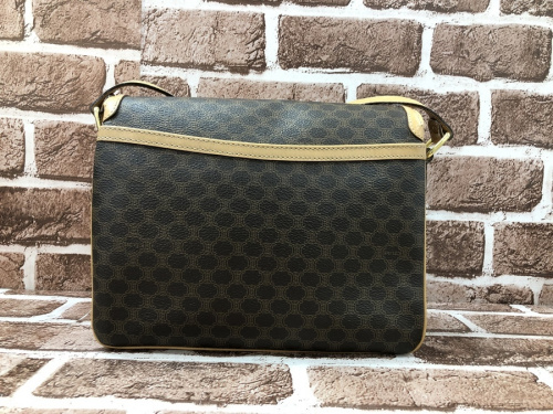 CELINEの中央林間