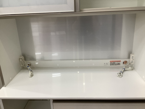 綾野製作所の棚