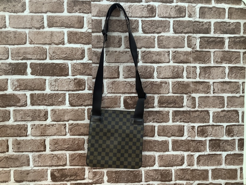 ポシェットのショルダーバッグ