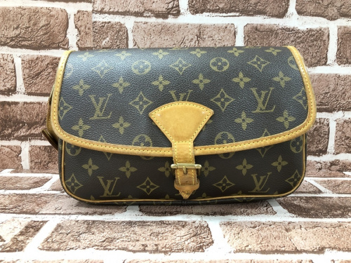 LOUIS VUITTONのルイヴィトン