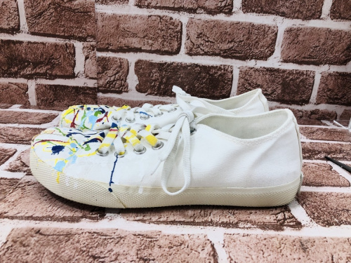 スニーカーの足袋