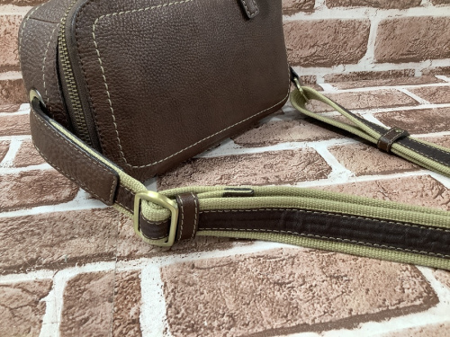 ボディバッグの土屋鞄