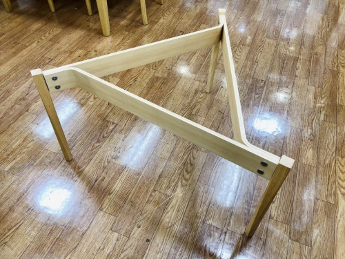 ローテーブルのIDEE