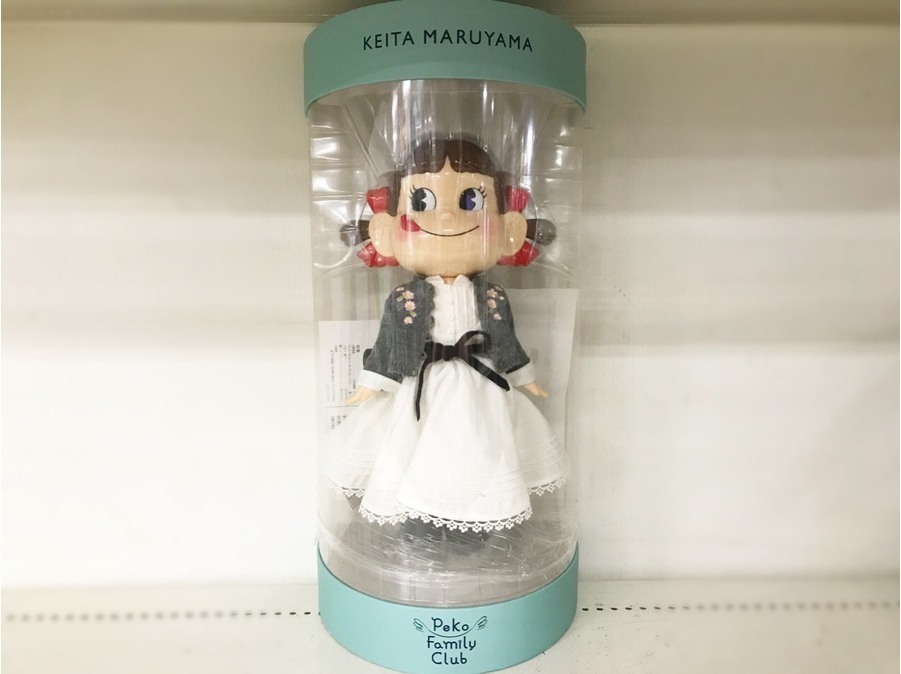ペコちゃん人形　スイートピュアドレス　KEITA MARUYAMA Amazon.co.jp: 不二家×KEITA MARUYAMA Peko Family Club ペコ