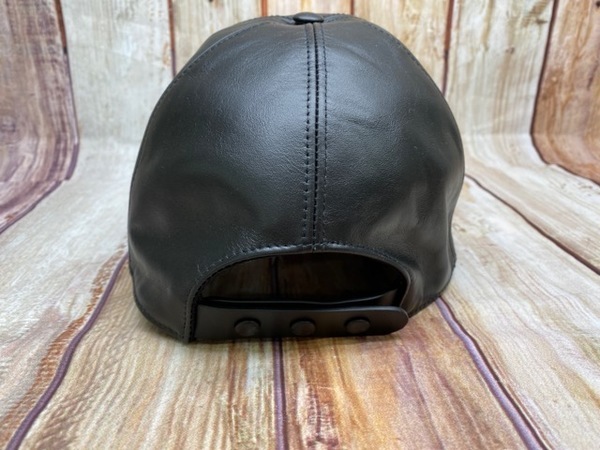 BURBERRY LONDON(バーバリーロンドン）からレザーキャップが入荷
