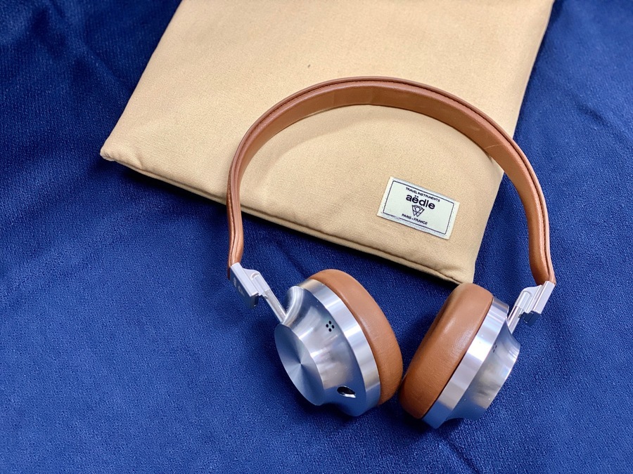 Aedle（エーデル）から、洗練されたデザインの密閉型ヘッドフォンが