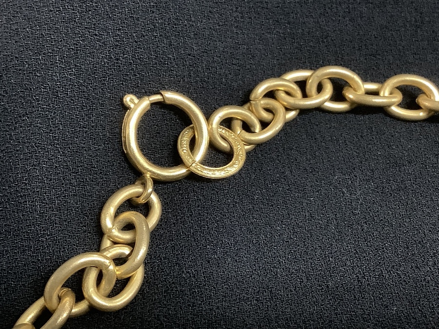 CHANEL シャネル ヴィンテージ チェーンネックレス CHANEL(シャネル)のヴィンテージチェーンネックレスが入荷致し