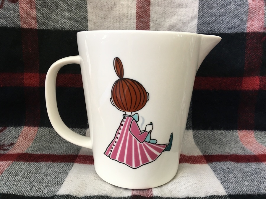 ARABIA(アラビア)よりムーミンシリーズのミムラねえさんのピッチャーが