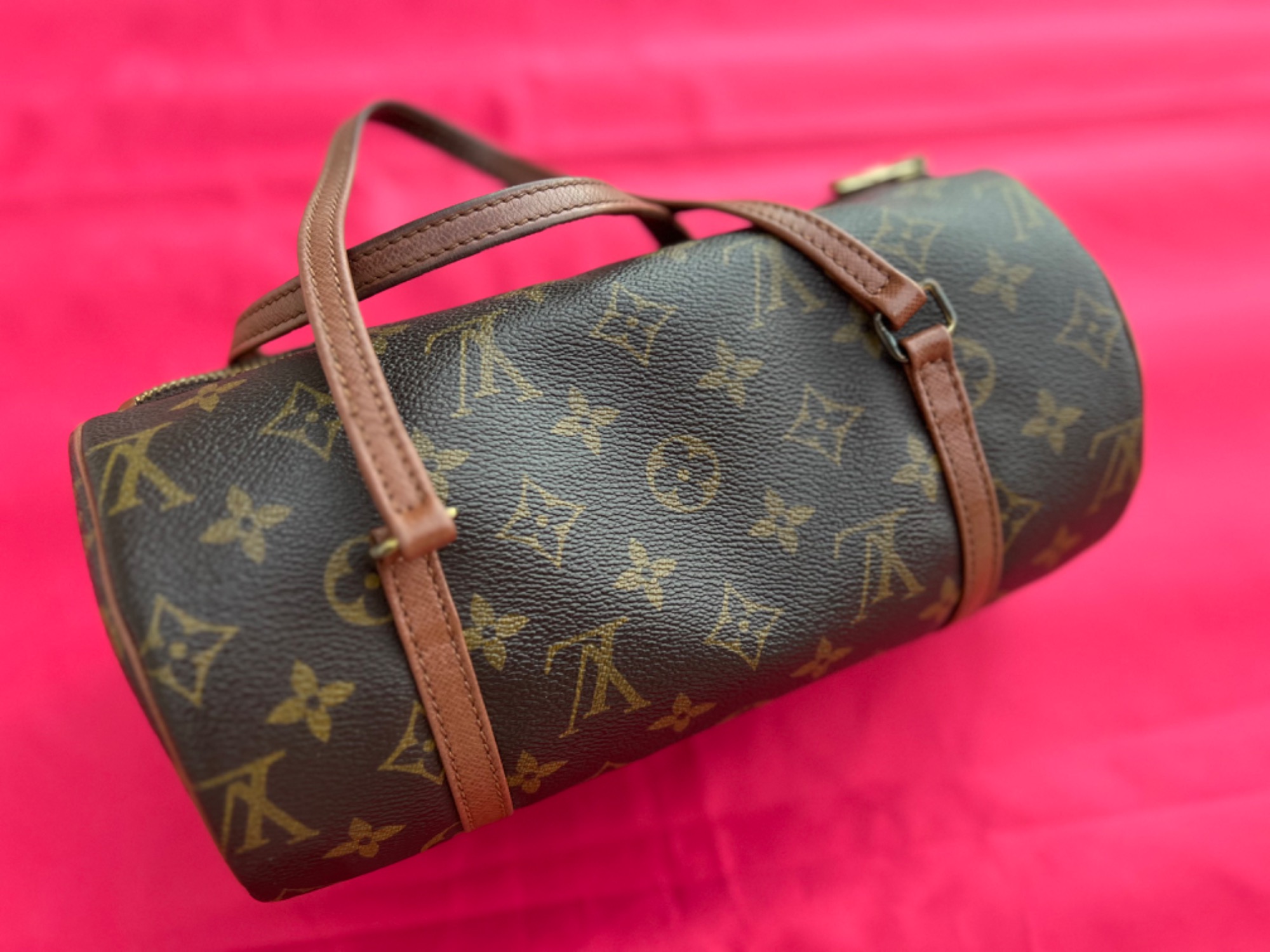 Louis Vuitton 旧型パピヨン26 LOUIS VUITTON（ルイヴィトン）よりパピヨン26(旧型)が入荷致しました