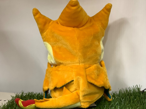 【メガトウキョー限定】ピカチュウ メガリザードン Y ぬいぐるみ ポンチョ ポケモンセンター限定！メガリザードンYのポンチョを着たピカチュウの