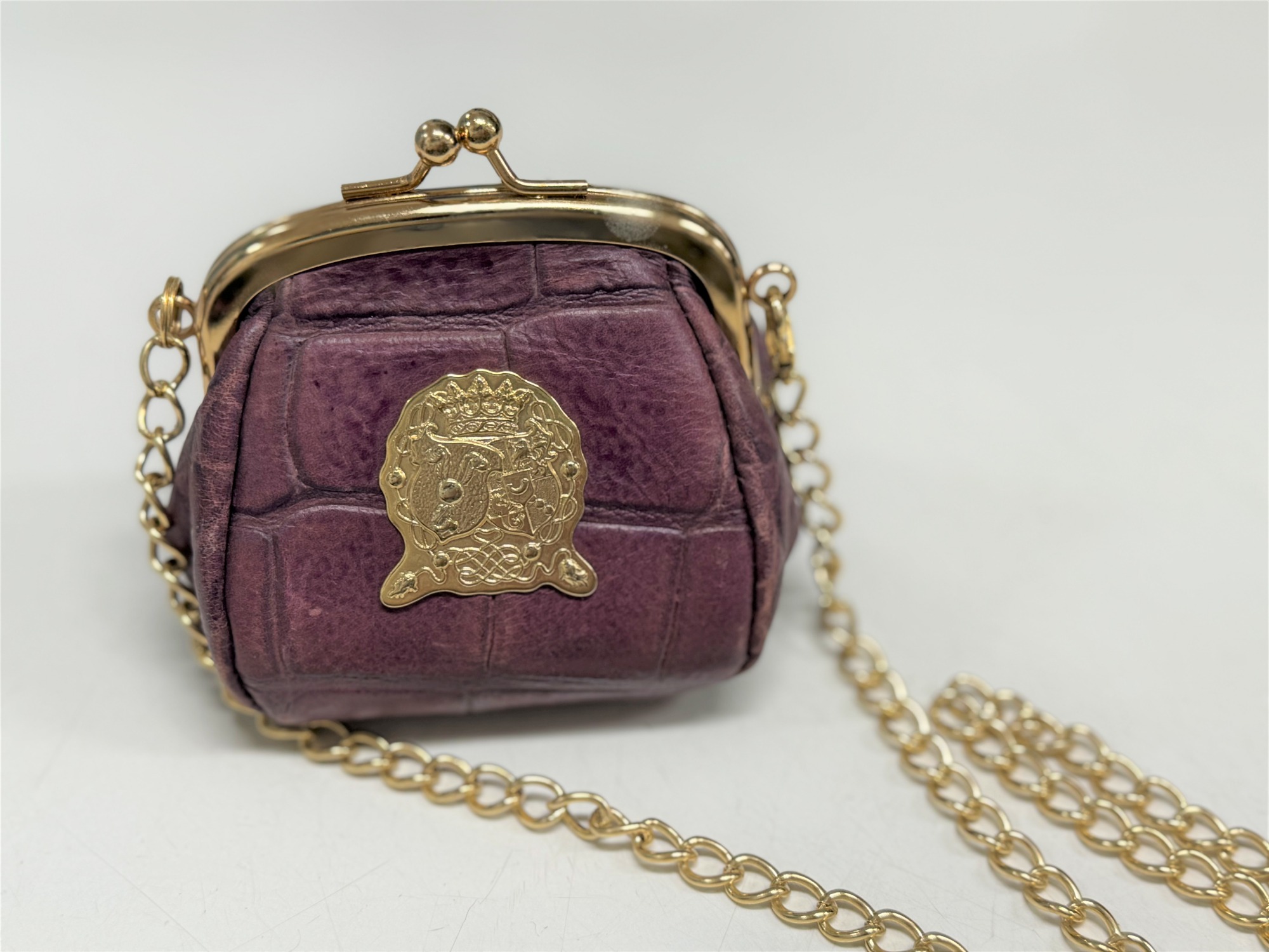 A.D.M.J(Accessoires De Mademoiselle)のがま口ショルダーポーチが新