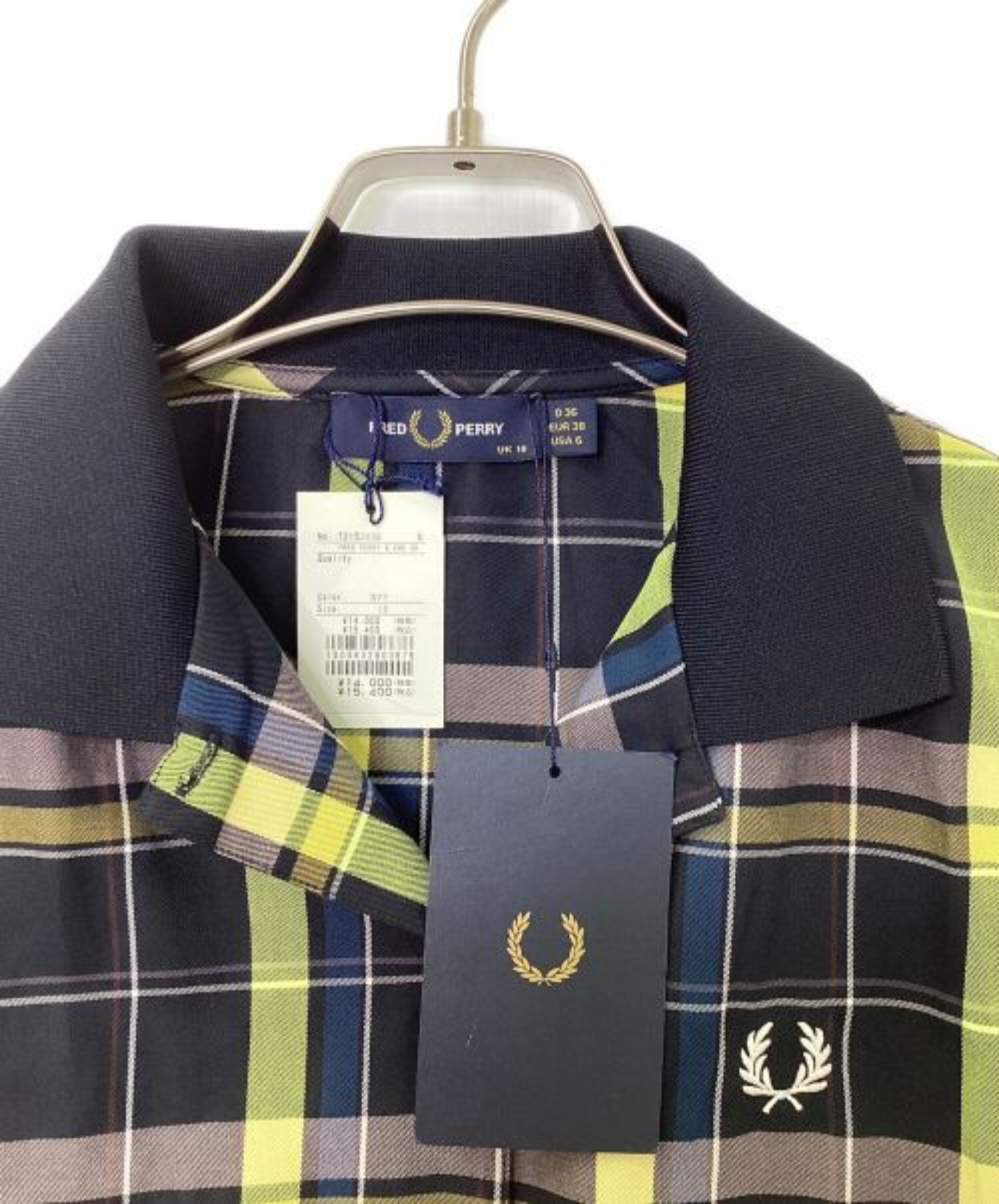 FRED PERRY ノースリーブ ポロシャツ UK 10 チェック柄 本日はFRED PERRY（フレッドペリー）のノースリーブチェック