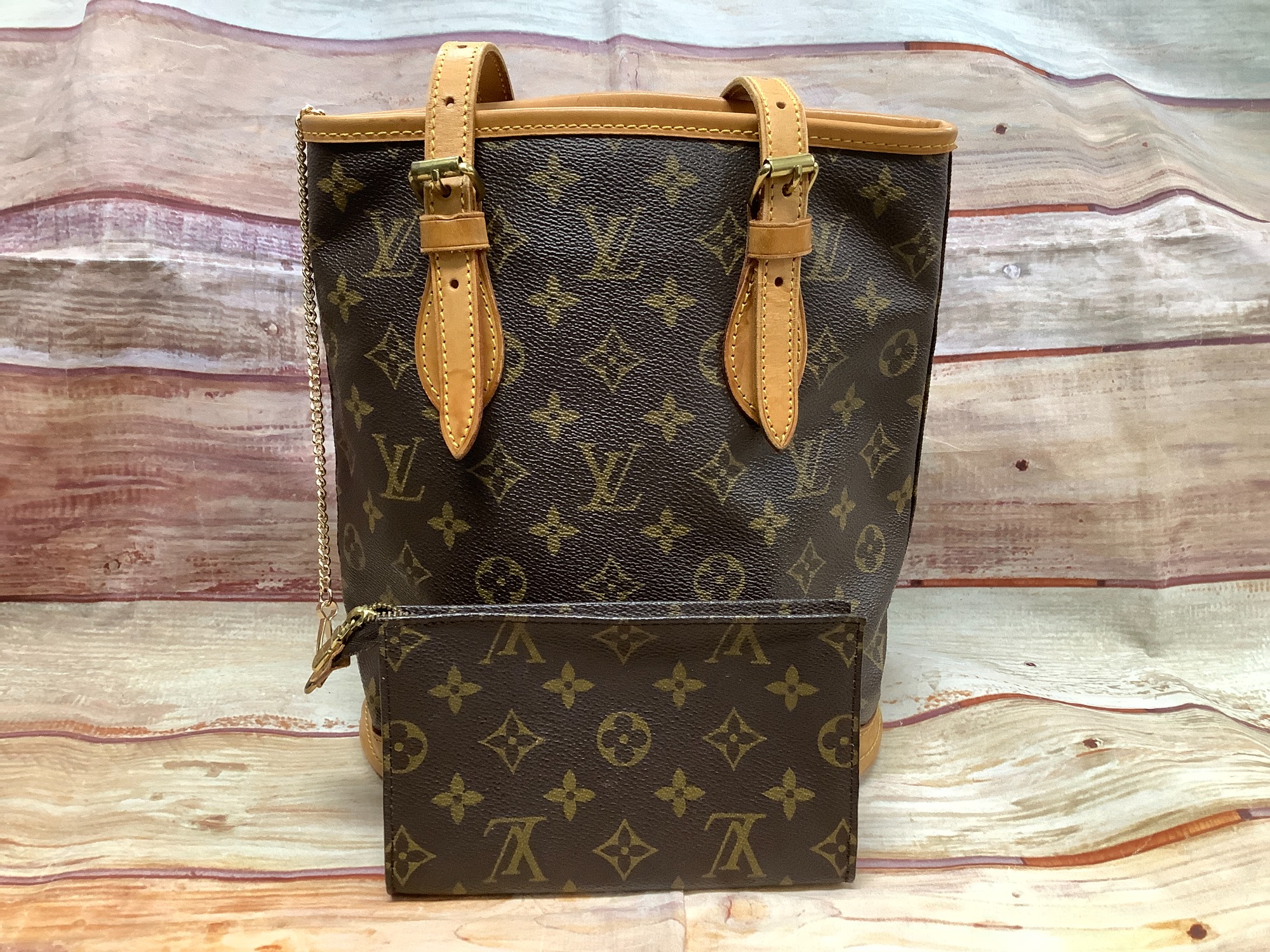 LOUIS VUITTON（ルイ・ヴィトン）のプチバケットpmを入荷致しました 